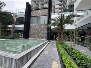 Bán cắt lỗ shop chân đế góc kinh doanh tại sol forest ecopark, 10 tỷ, 85.5m2, 1 tầng