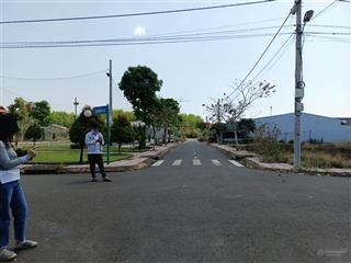 Bán nhanh lô đất trung tâm thành phố đồng xoài
