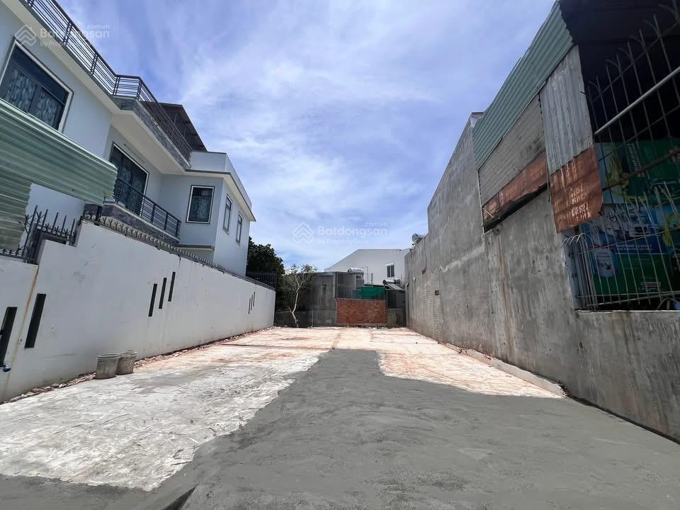 Lô đất 189m2 (ngang 7m nở hậu hơn 10m full thổ) đường nhà nghĩa vĩnh thạnh. giá chỉ 3tỷ100tr