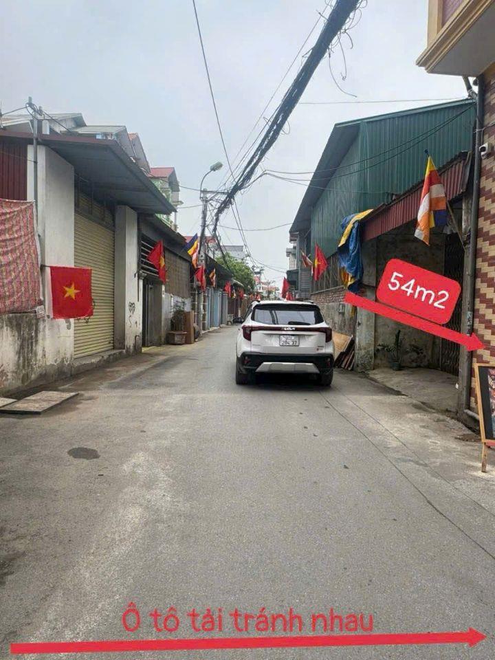 Nhà mặt đường 55m2 kinh doanh tốt vị trí đẹp chỉ 4 tỷ