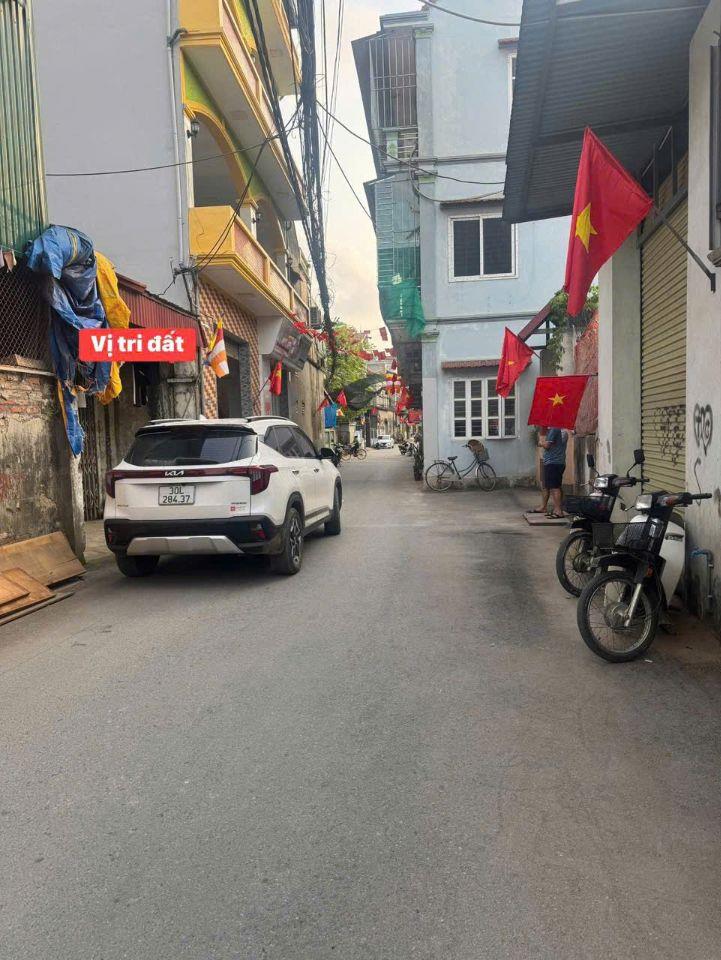 Nhà mặt đường 55m2 kinh doanh tốt vị trí đẹp chỉ 4 tỷ