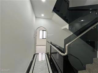 Ra nước ngoài cần bán nhanh căn nhà phố hoàn thiện 5x15m , giá tốt cho khách mua nhanh