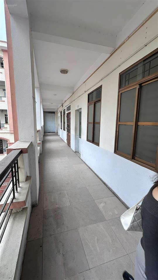 Cho thuê mặt bằng tại đan phượng 450m2 x 5 tầng làm đào tạo, xkld