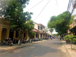 Bán nhà mặt tiền phan bội châu  không có căn thứ 2 bề ngang lên đến 8m