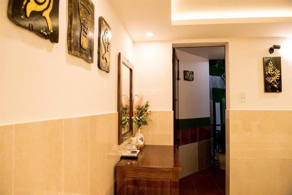 Bán biệt thự 2 mặt tiền ngay trung tâm hội an cách phố cổ 400m (ms472)