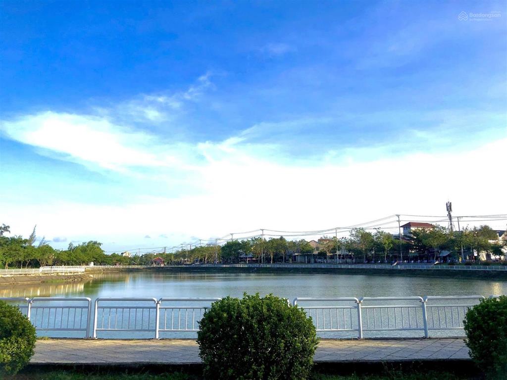 Siêu phẩm đất 3 mặt tiền view hồ trảng kèo chủ trương xây khách sạn 6 tầng vị trí vàng tt hội an