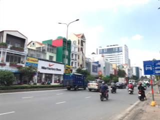 Building mt trường sơn q. tân bình. dt 10x30m cn 2.500m2. hầm  8 tầng  hđt240triệu  giá 85 tỷ