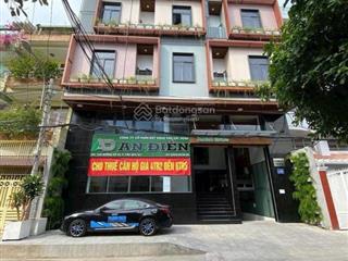 Tòa chdv hầm 7 tầng 70 phòng với doanh thu 400 triệu/th, mặt tiền đường ngay nguyễn thị thập,quận 7