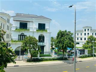 Cho thuê nhà phố ngay vinwonder, 5 tầng có thang máy, kệ tủ bếp, đối diện trường mầm non giá 45tr