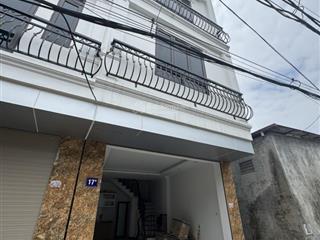Thanh lãm, 33m2, 5 tầng, 5,5 tỷ ô tô đỗ cửa