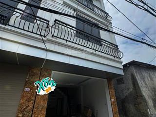 Bán gấp nhà mới tinh khôi 5t 33m chỉ 5,5 tỷ ô tô lexus đỗ cửa 2 thoáng gần đh đại nam 924736668