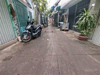 Nhà giá rẻ đường bông sao, q. 8