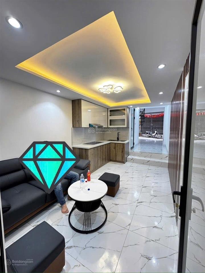 Bán gấp nhà mặt phố thịnh quang 30/50m2  4t  mt 3,5m  ô tô  kinh doanh  sđcc  giá 7.0 tỷ