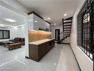 Chủ nhà gửi bán căn góc tập thể duplex 3 tầng 2,3,4 ngọc khánh, ba đình, mới đẹp 4 ngủ siêu vip