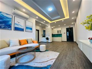 Chủ gửi bán căn chung cư lô góc cổ nhuế, 3 phòng ngủ, đủ đồ mới đẹp, sổ sẵn đẹp