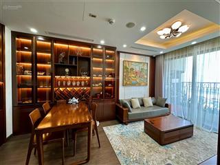 Bán căn cc sunshine riverside, giá 6,8 tỷ, 2 ngủ, dt 64 m2, sẵn sổ