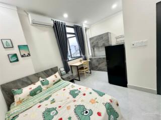 Cho thuê căn hộ studio có thang máy cửa sổ lớn full tiện nghi ở trần hữu trang, p.10, phú nhuận
