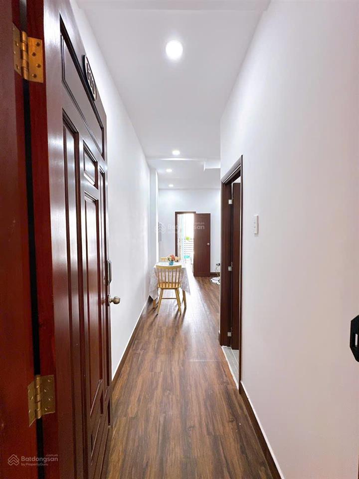 Căn hộ 1 phòng ngủ tách bếp có thang máy ban công lớn máy giặt riêng ở nhật tảo, quận 10