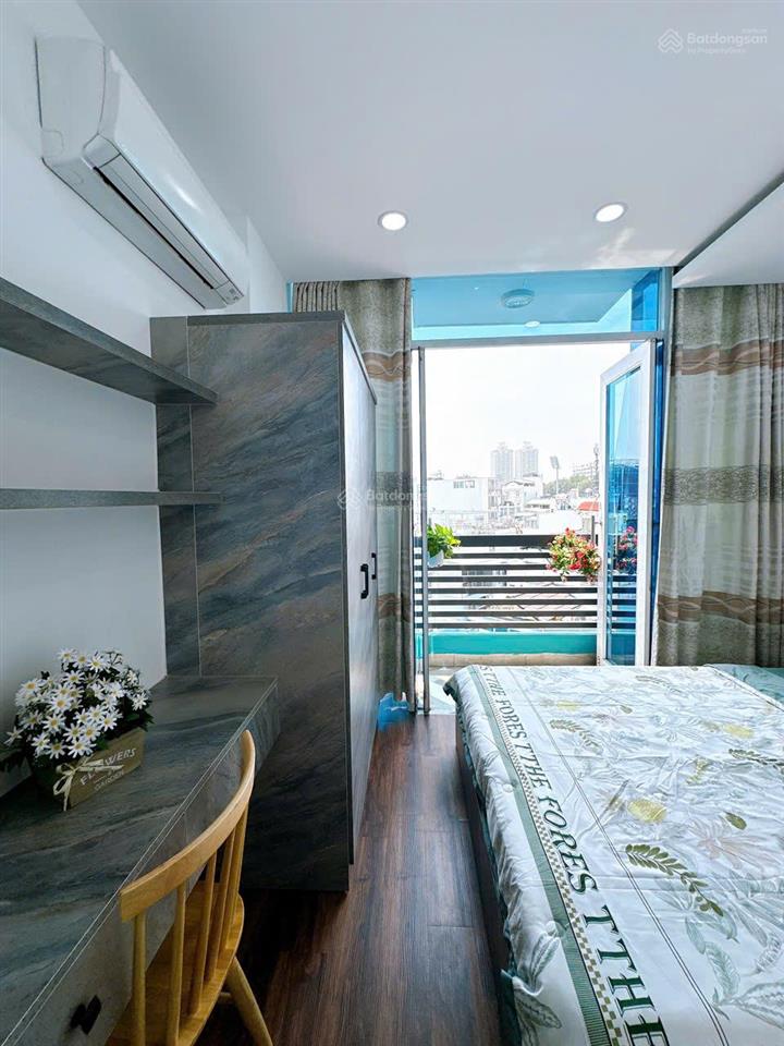 Căn hộ 1 phòng ngủ tách bếp có thang máy ban công lớn máy giặt riêng ở nhật tảo, quận 10