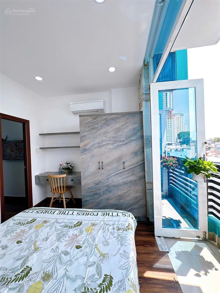 Căn hộ 1 phòng ngủ tách bếp có thang máy ban công lớn máy giặt riêng ở nhật tảo, quận 10