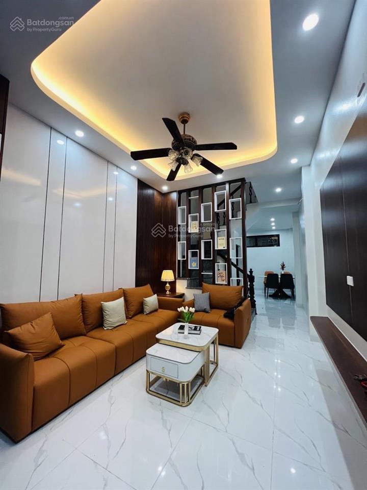 Nhà đẹp tô hiệu hà đông. 4 tầng 4 ngủ đủ công năng.
