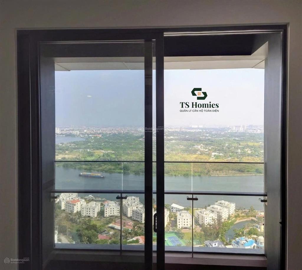 Độc quyền bán nhanh 2pn view sông trực diện lumiere riverside, sẵn hợp đồng thuê giá cao, sẵn sổ