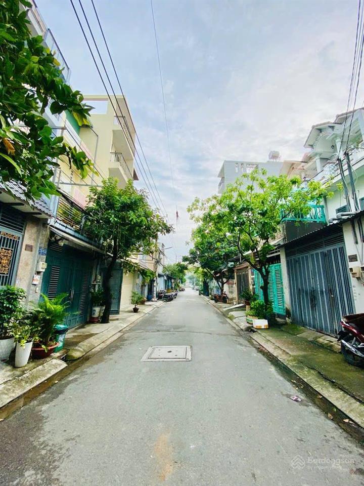 Nhà siêu đẹp diện tích khủng chủ nhiệt bán giá 11.4 tỷ