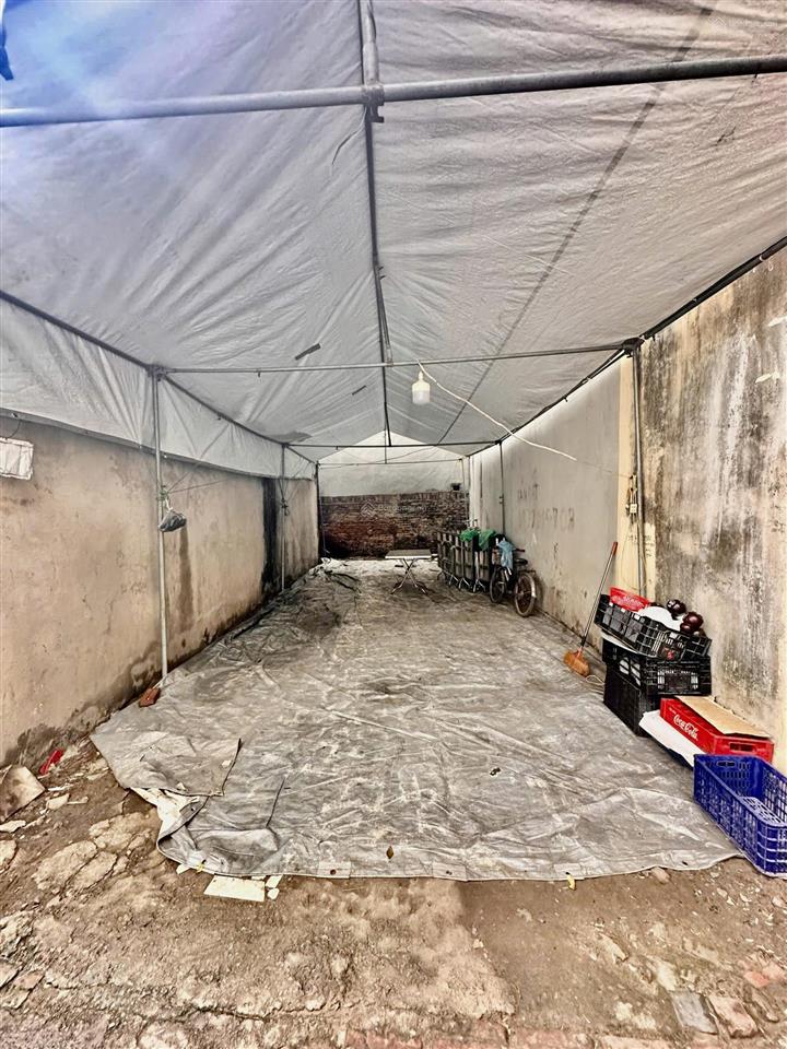 Bán nhà đất phố tây tựu, từ liêm. diện tích 50m2, vị trí trung tâm tt cực đẹp sau 1 nhà ra mặt phố