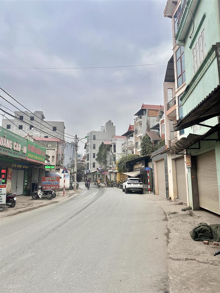 Bán nhà đất phố tây tựu, từ liêm. diện tích 50m2, vị trí trung tâm tt cực đẹp sau 1 nhà ra mặt phố