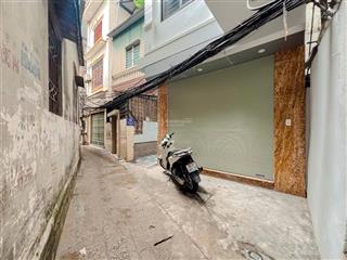 Lê thanh nghị  tt hai bà trưng, lô góc dt 40m2x5tầng, thang máy. nhà mới, khu dân trí cao, gần phố