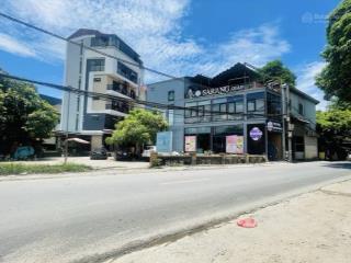 Nhà mặt phố lô góc ngay ngã tư trịnh văn bô , xuân phương 3 tầng x120m2 , kinh doanh nhà hàng