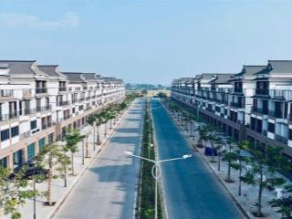 Bán nhà mặt phố tại imperia grand plaza đức hòa, ngay cổng vào vinhomes, dt 110m2