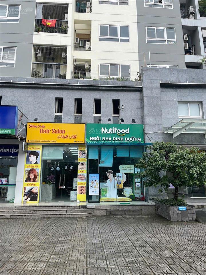 Chính chủ bán kiốt chân đế tòa 17t2 vinaconex  trung văn, dòng tiền sẵn, đang cho thuê 20 tr/th