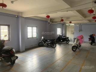 Căn hộ dịch vụ  siêu khủng ngang hơn 12m chdv 5 tầng  27 pn thuê khoán 600tr