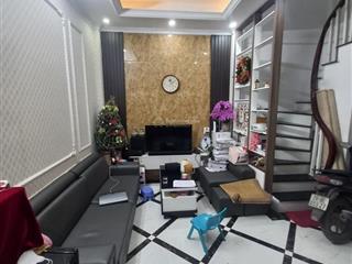 Bán nhà trần phú  hà đông 5 tầng 37m2 giá 6.9 tỷ full nội thất