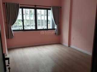 Sư vạn hạnh 30m2  3 tầng  6.7 tỷ  phường 2 quận 10. xe hơi vào nhà