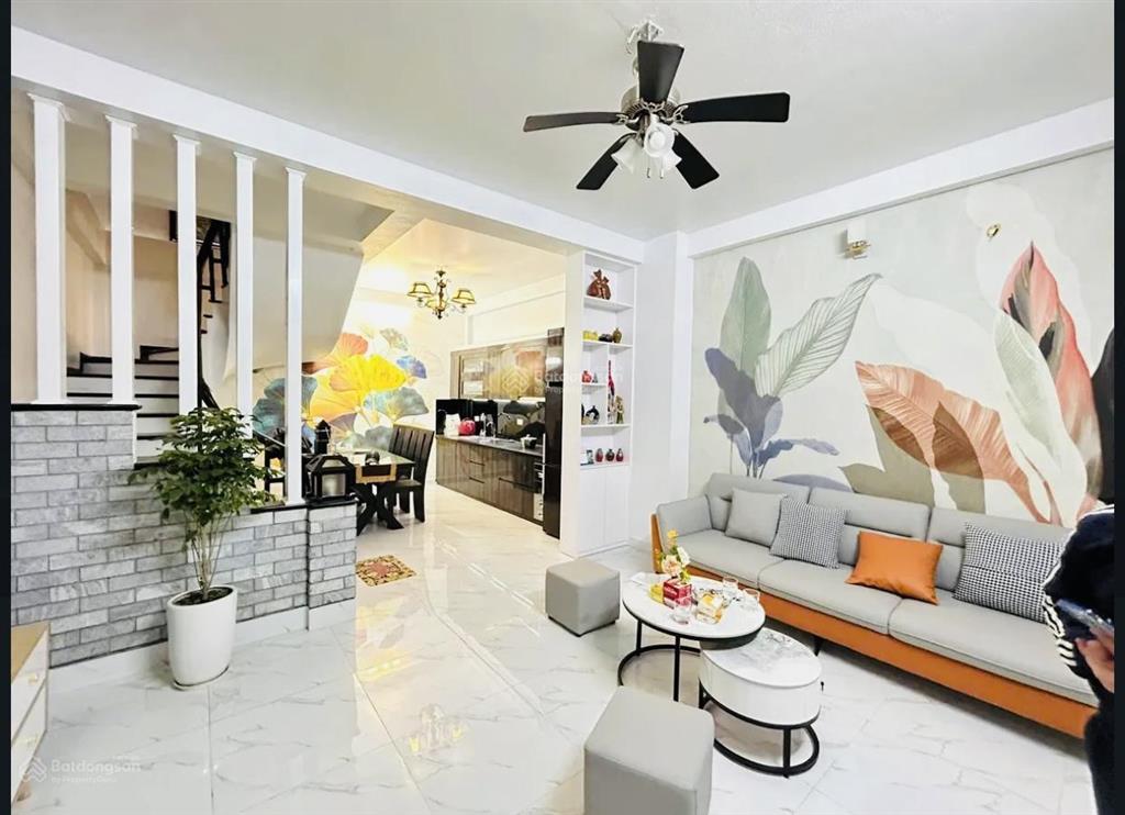 Cực hiếm!siêu phẩm nam từ liêm 46m4tmặt tiền 5mtặng nội thất xang xịnngõ oto9 tỷ xíu