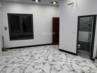 Nhà hiếm lê văn lương  xe hơi đổ cửa  3 tầng btct  sát lotte  chỉ 10 tỷ