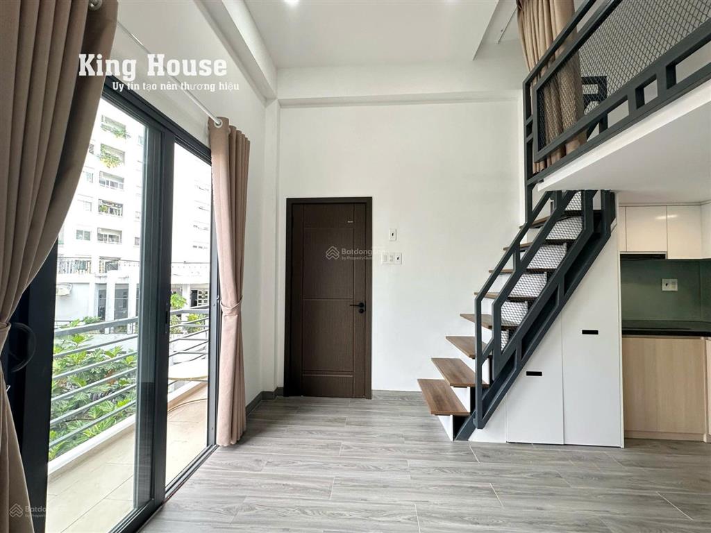 Cho thuê căn duplex ban công  35m2, 5tr9 máy giặt riêng, hẻm rộng tại nguyễn trãi , q1