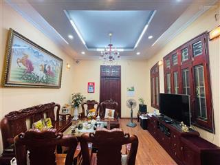 Hiếm! phân lô hoàng quốc việt, ô tô vào nhà, ngõ thông, 2 thoáng trước sau, nhà đẹp ở sướng, 48m*5t