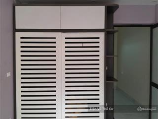 Cho thuê nhà 5 tầng  nguyễn hoàng tôn, tây hồ  full nội thất, xách vali vào ở