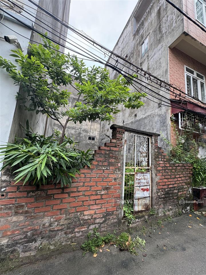 Bán mảnh đất đẹp phố tứ liên quảng an  ngõ nông thoáng  60m, mặt tiền 6.6m  giá chỉ 190tr/m