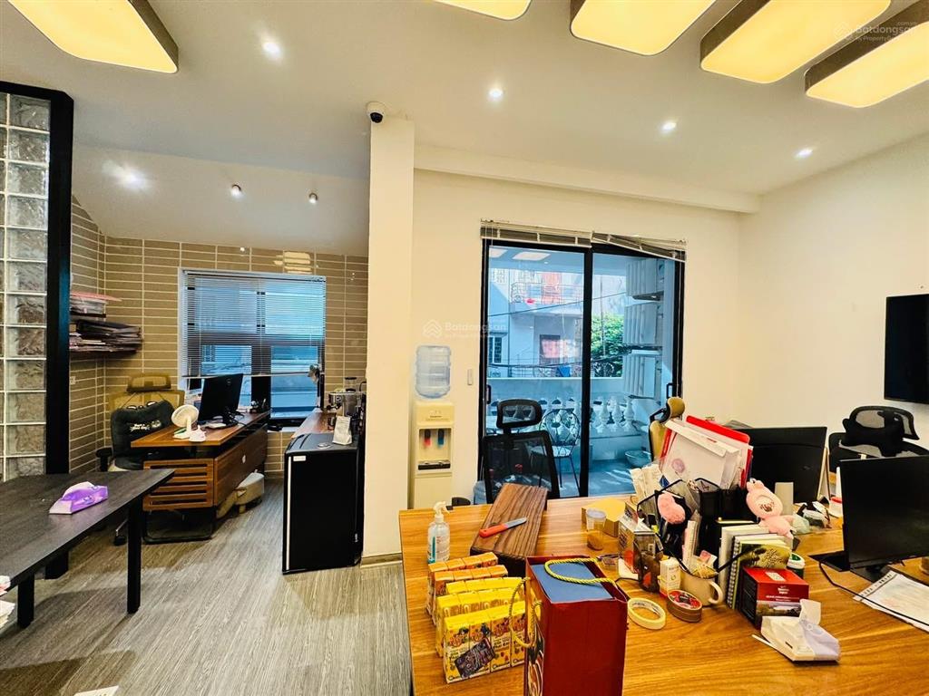 Đầu tư chắc lời  biệt thự  lk  đặng văn ngữ 106m2 chỉ 35 tỷ! cực phẩm mt 6.7m  phân lô  gần hồ