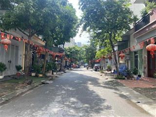 Chính chủ bán gấp nhà đìa lão, kiến hưng, 50m2, phân lô ô tô tránh, view trường học