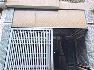 Cần bán gấp nhà sổ chung 56m có 4 phòng ngủ, tân phước khánh . tân uyên. bình dương