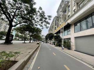 Chính chủ bán đất gần him lam vạn phúc,tố hữu, hồ vạn phúc kinh doanh đỉnh 50m chỉ 15tỷ 0963 435 ***