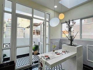 BÁN NHÀ HỒ VĂN HUÊ- PHƯỜNG 9- HẺM NHỰA XE HƠI - KHU VIP - PHÂN LÔ SỔ A4- SẴN DÒNG TIỀN -