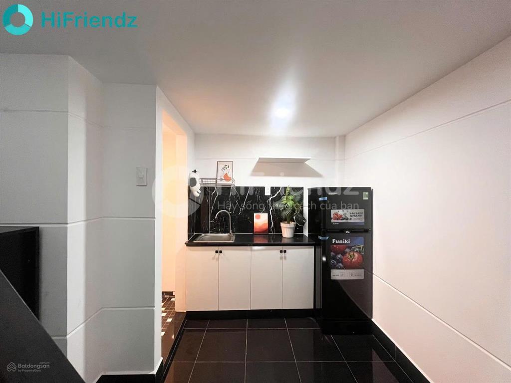 Phòng sang xịn mịn  gác 1m8  ngay tôn thất thuyết, gần khánh hội, nguyễn tất thành, quận 1 quận 7