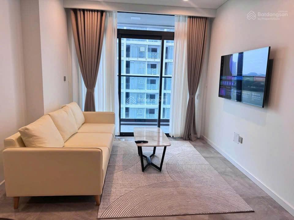 Căn 2pn the filmore đà nẵng nội thất liền tường cao cấp nhận nhà ngày cho thuê được liền 40tr/tháng