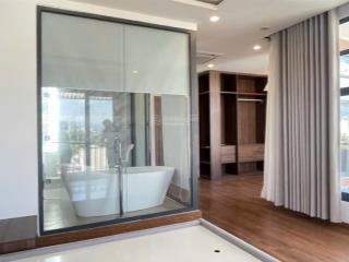 Villa 7 tỷ cạnh sông mát mẻ giá chỉ bằng giá một ngôi nhà